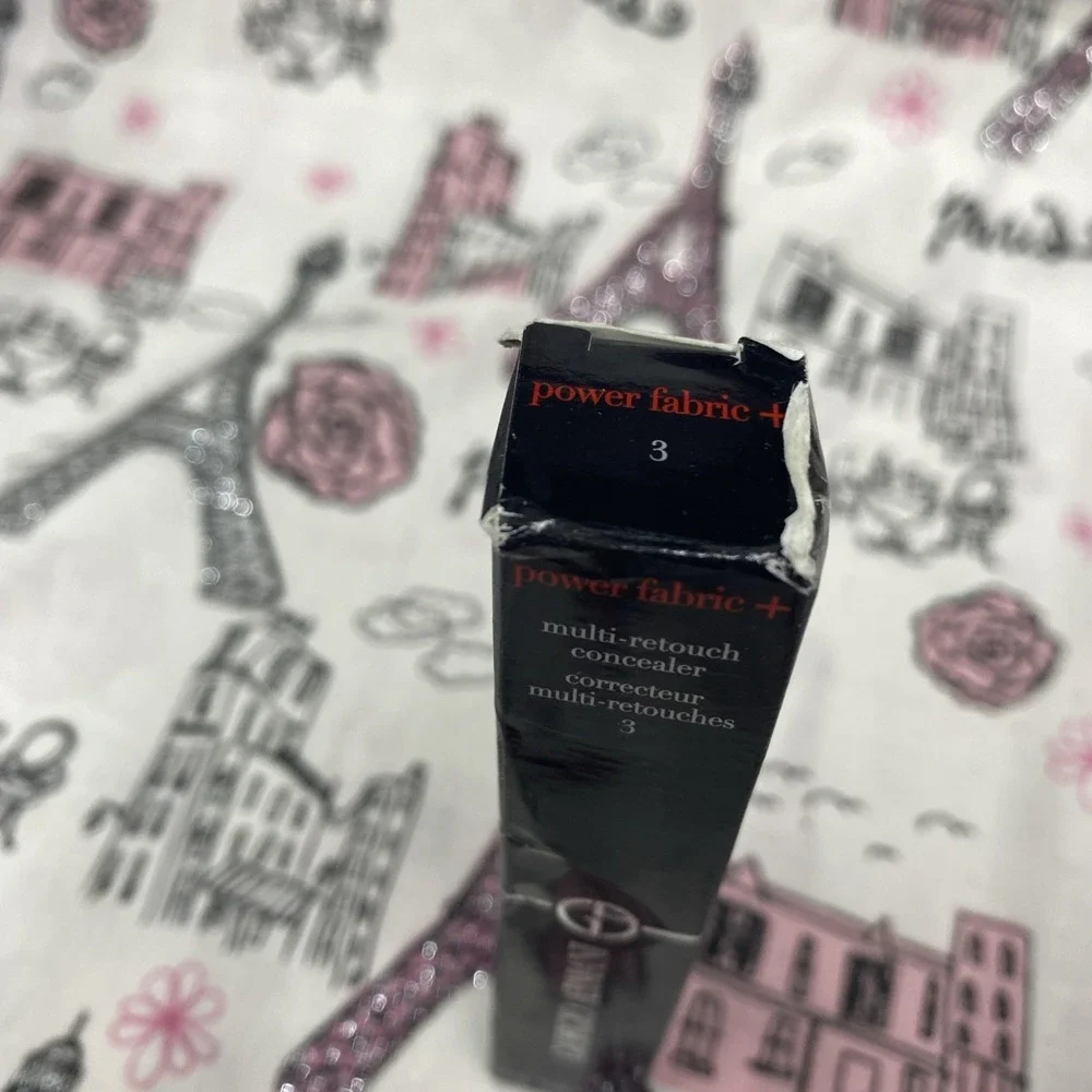 Giorgio Armani Power Fabric High Coverage Concealer # 3 Damaged‎ Box